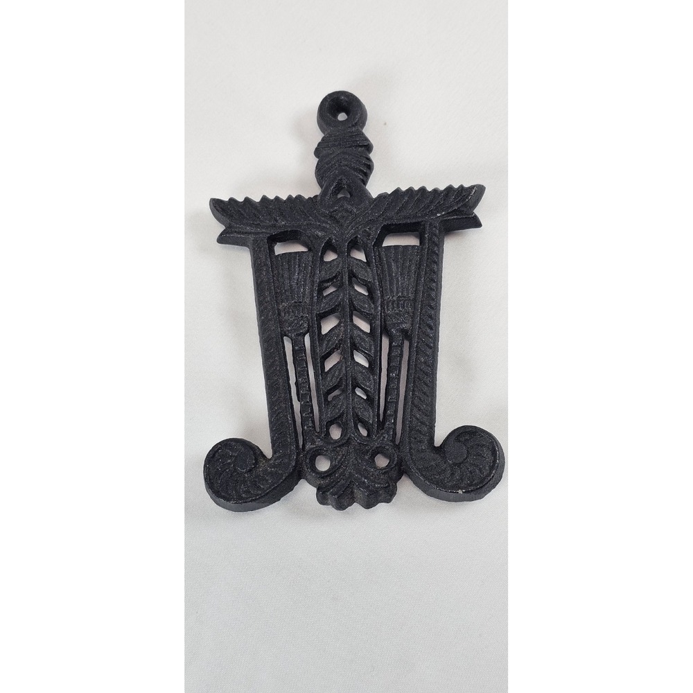 Vintage Cast Iron Trivet Kitchen Utensil Wall Hanging Japan Black‎ Decor